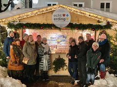 Stammtisch Bienenzuchtverein Erding auf dem Christkindlmarkt Erding